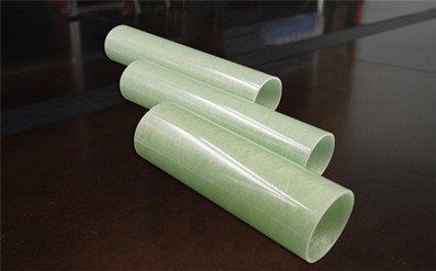 caractéristiques du tube enroulé de filament de verre époxy